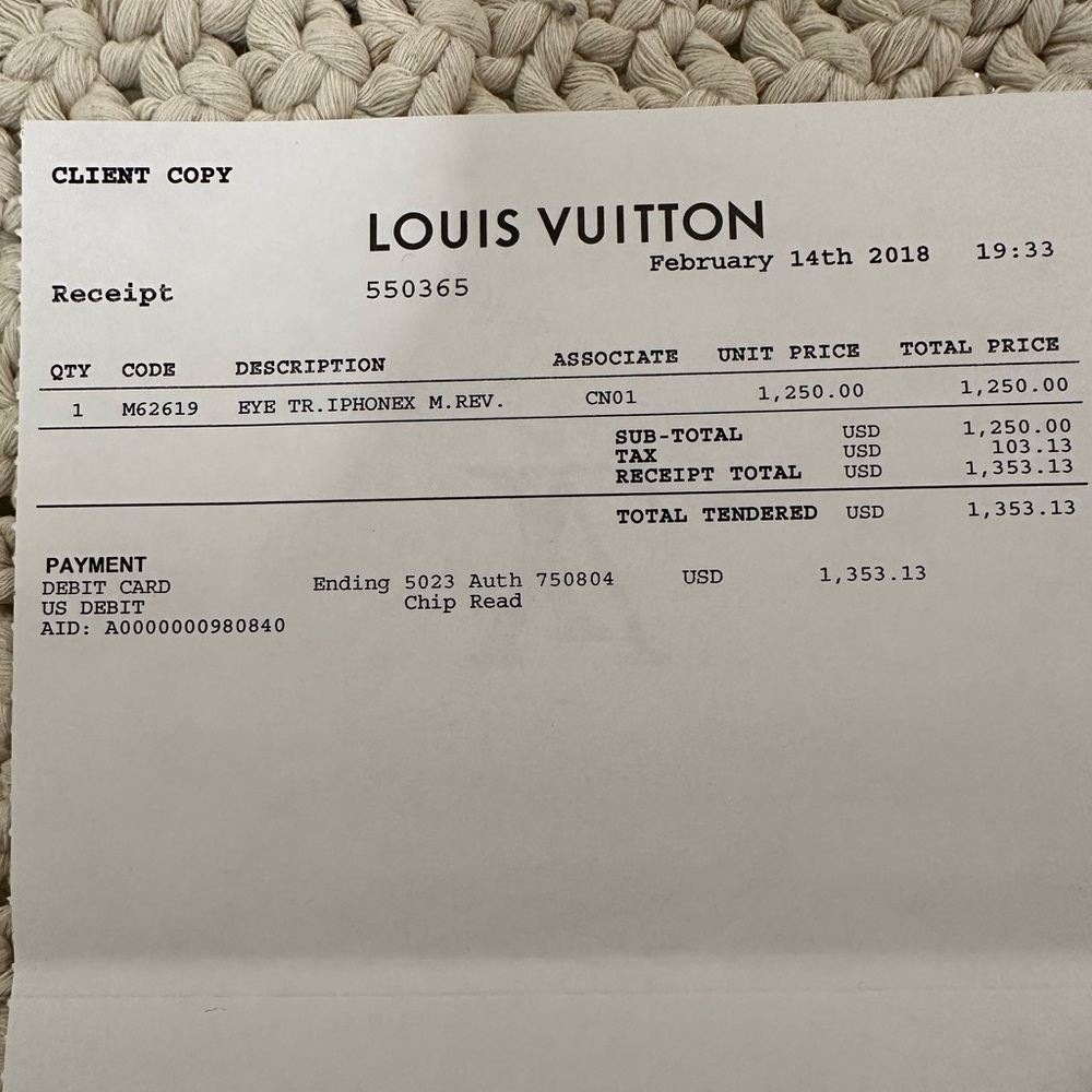Louis Vuitton iPhone case - Picture 4 of 4